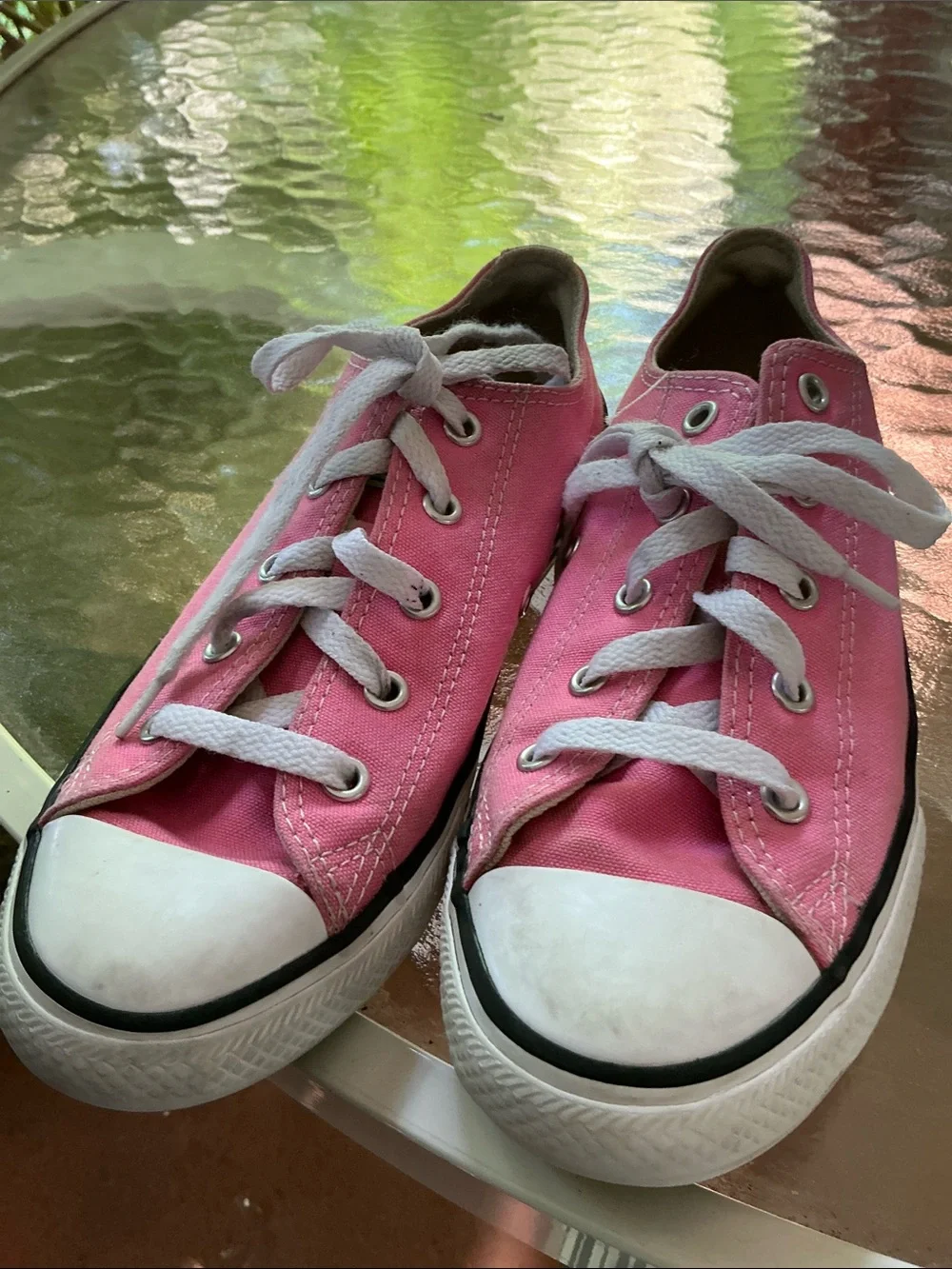 Converse Chuck Taylor All-Star Pink Low Top Canvas Sneakers Girls Youth Size 3